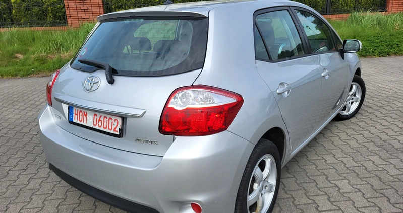 Toyota Auris cena 23900 przebieg: 162000, rok produkcji 2010 z Bieruń małe 742